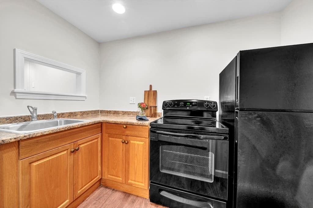 Single Family Residence at 37 Aspen Ave, Grafton MA 01560, Grafton, photo 32 of 42