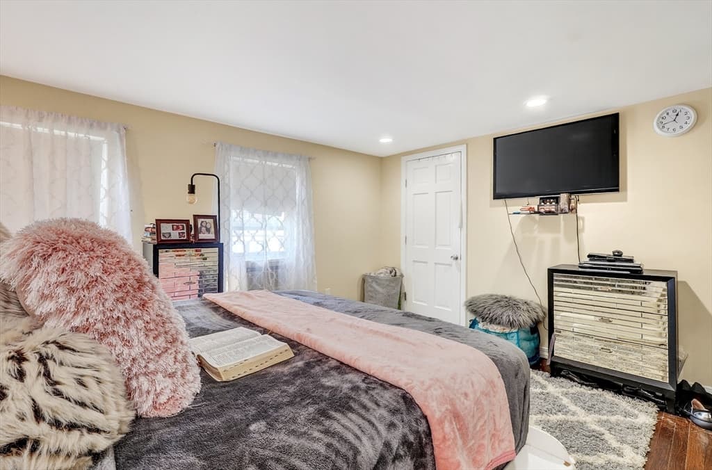Multi Family at 143 Myrtle Street, Melrose MA 02176, Melrose, photo 17 of 24