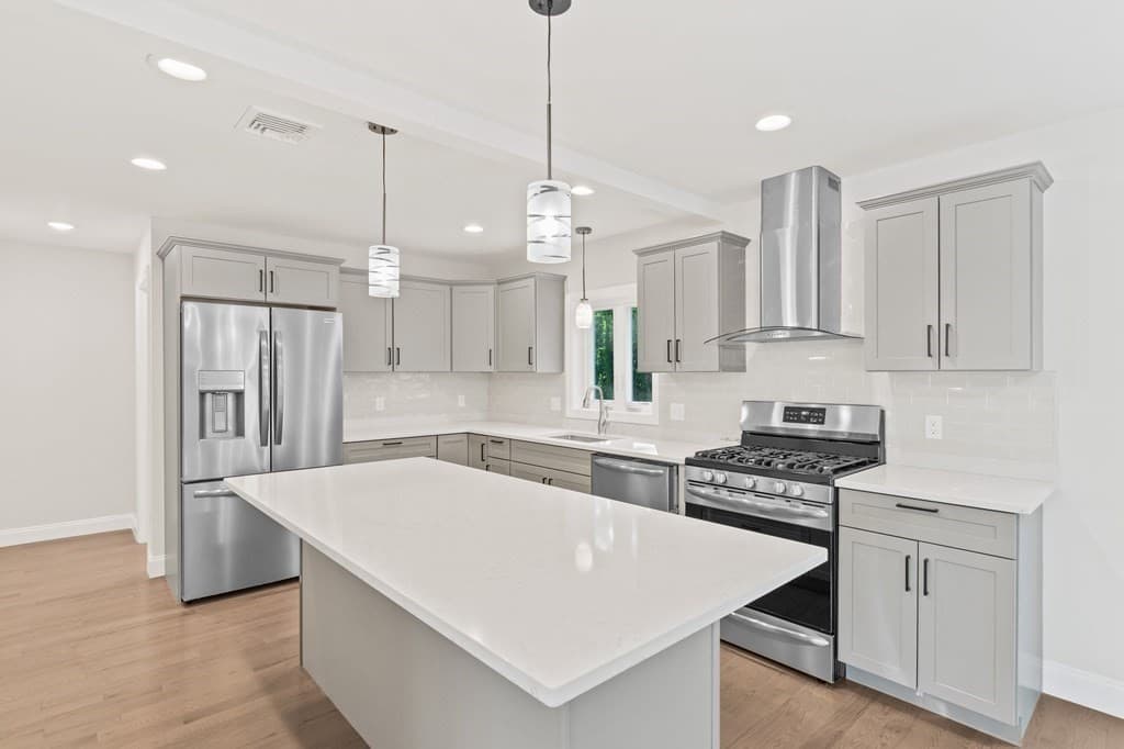 Condex at 18 Toscano Way # 18, Randolph MA 02368, photo 7 of 22