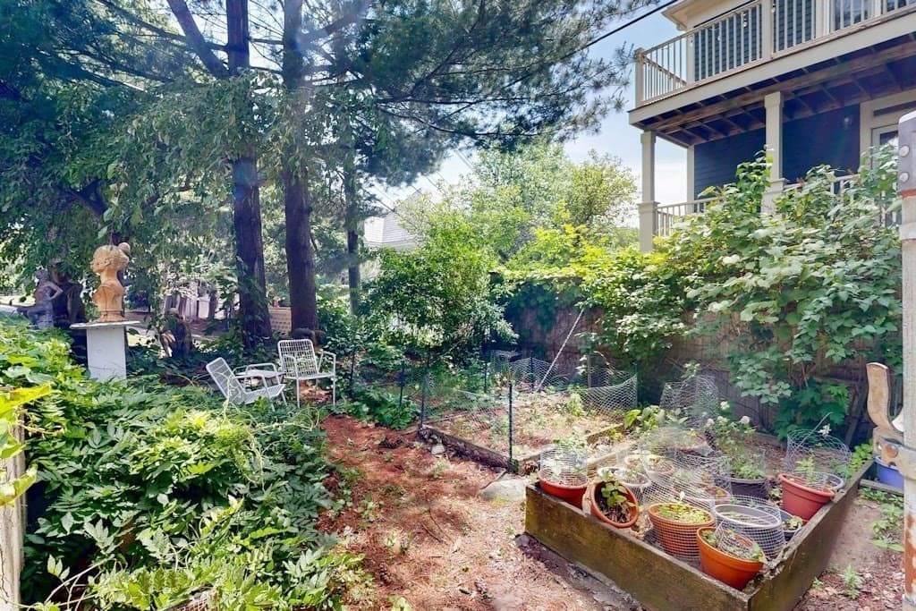 3 Family at 2 Brastow Ave., Somerville MA 02143, Somerville, photo 39 of 42