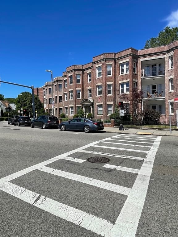 213 Chestnut Hill Ave, Boston MA 02135 photo 40