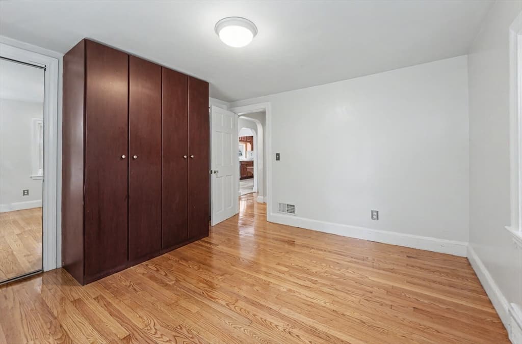 Single Family Residence at 25 Moynihan Rd, Hamilton MA 01982, Hamilton, photo 32 of 42