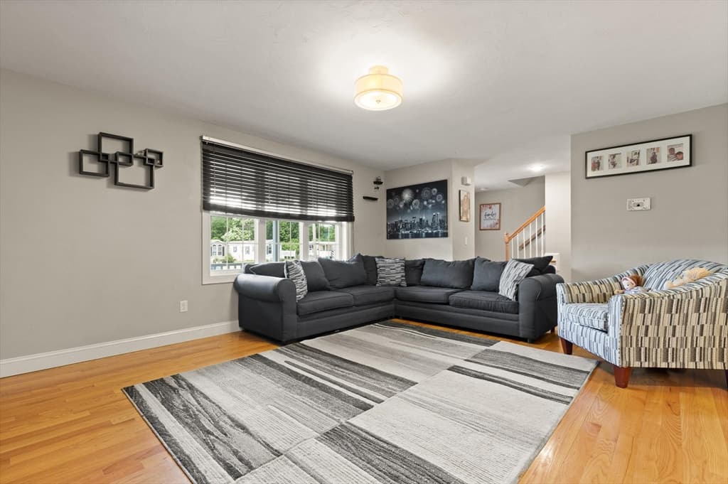 Single Family Residence at 1531 Broadway, Raynham MA 02767, photo 6 of 21