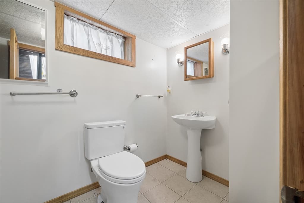 45 Bright St, Fall River MA 02721 photo 22