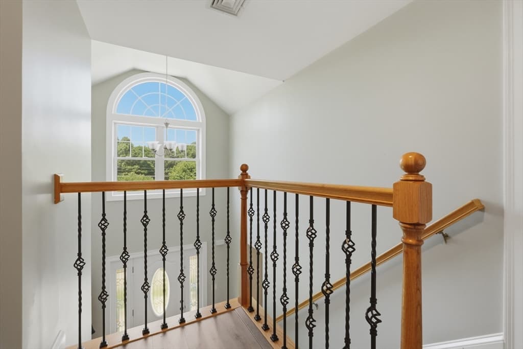 Single Family Residence at 686 Willard Street, Leominster MA 01453, photo 20 of 39