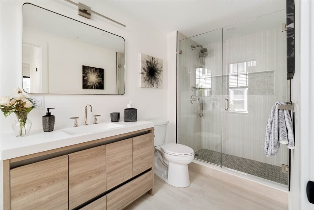 387 Norfolk St # 1, Cambridge MA 02139 photo 27