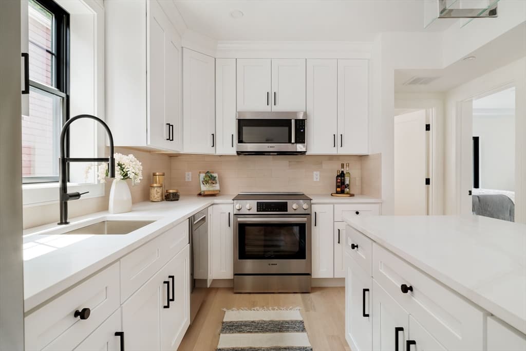 387 Norfolk St # 1, Cambridge MA 02139 photo 2