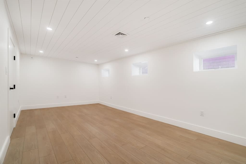 387 Norfolk St # 1, Cambridge MA 02139 photo 38