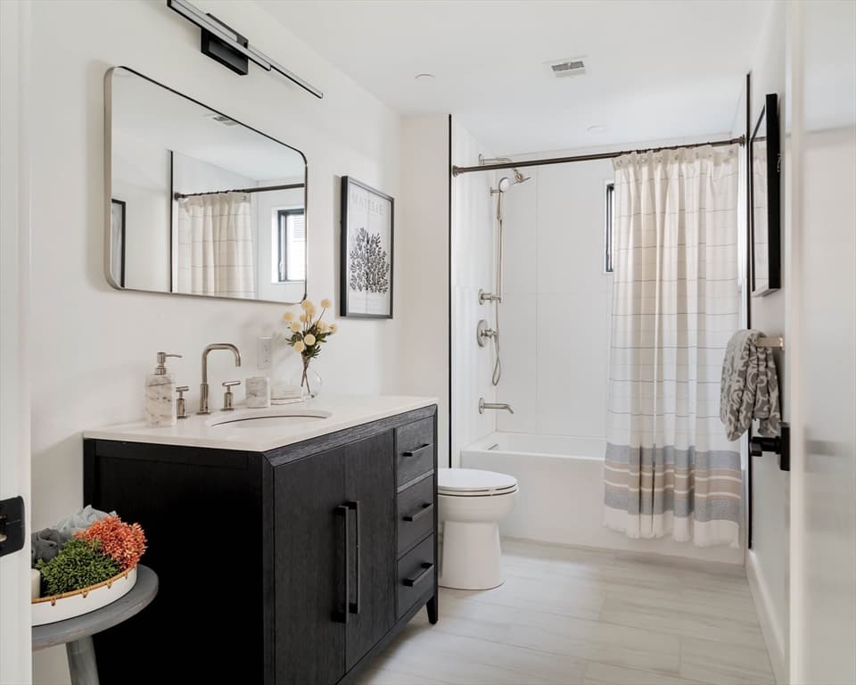387 Norfolk St # 1, Cambridge MA 02139 photo 33