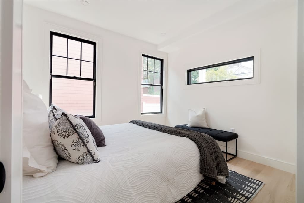 387 Norfolk St # 1, Cambridge MA 02139 photo 31