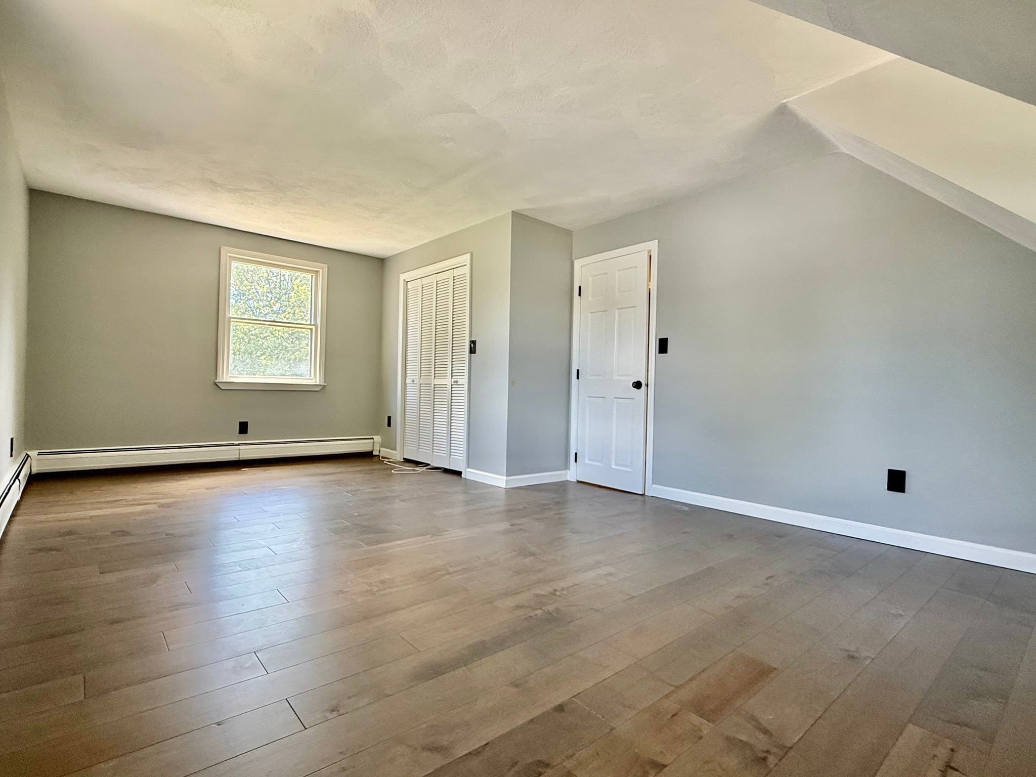 Single Family Residence at 14 Greenville St, Billerica MA 01821, photo 14 of 23