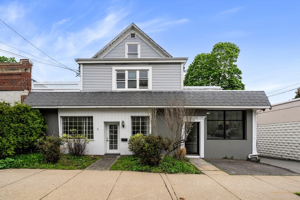 1205 Massachusetts Ave, Arlington MA 02476