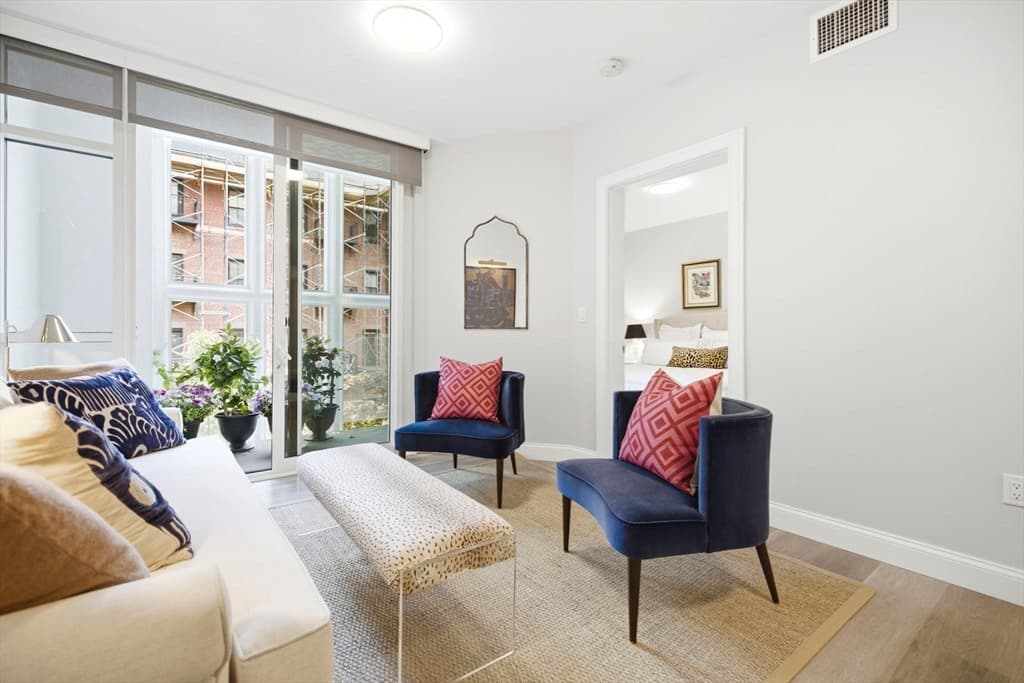 Condominium at 771 Harrison Ave # 303, Boston MA 02118, photo 3 of 28