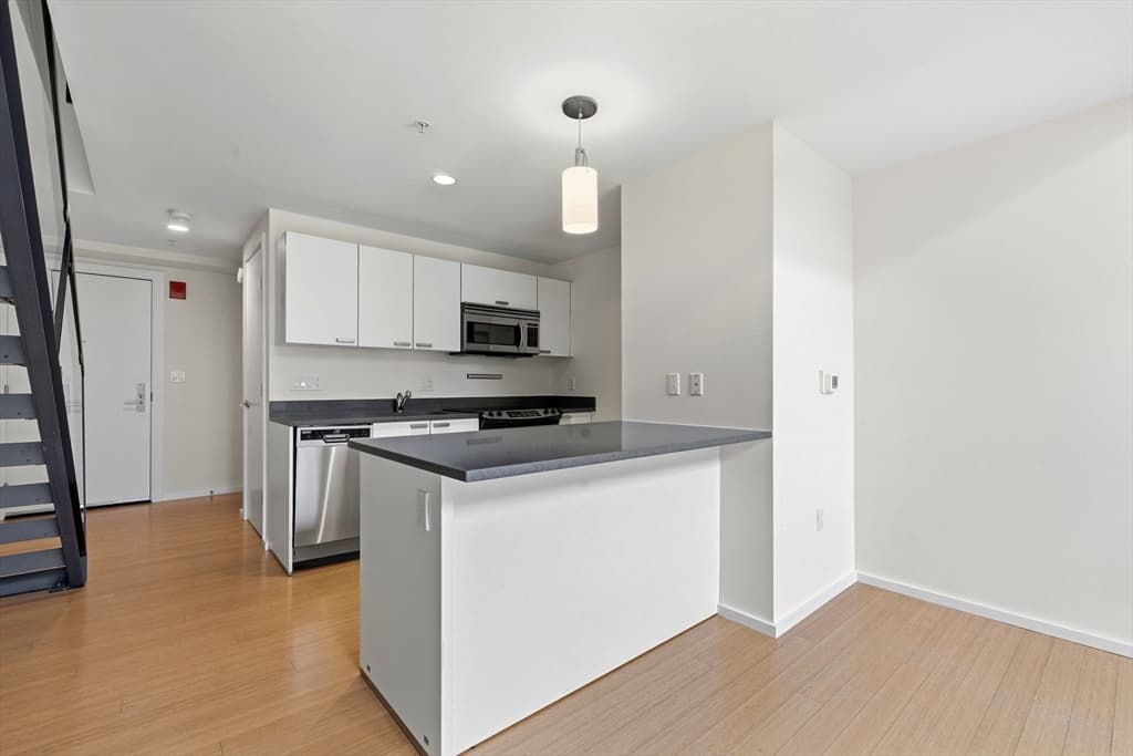 1 Earhart St # 309, Cambridge MA 02141 photo 5
