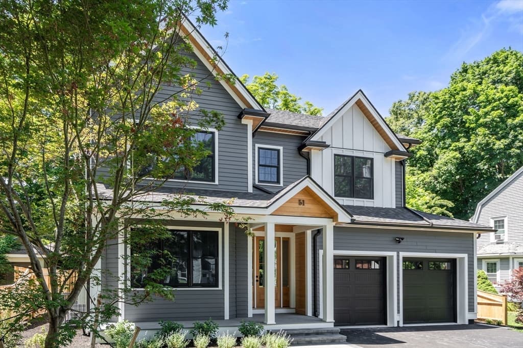 51 Davis Ave, Newton MA 02465