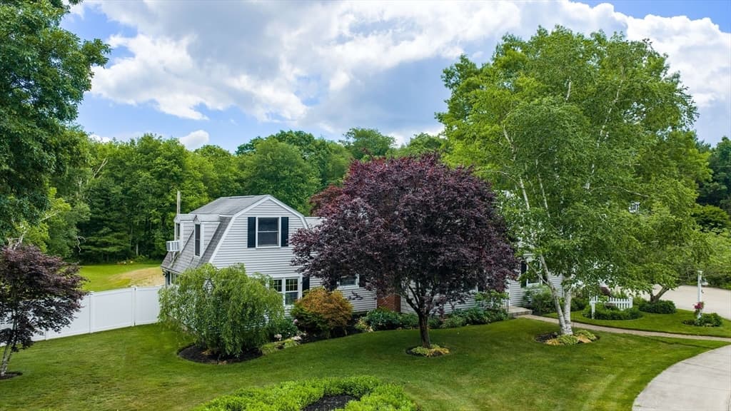 Single Family Residence at 1324 Main Street, Acushnet MA 02743, Acushnet, photo 10 of 38