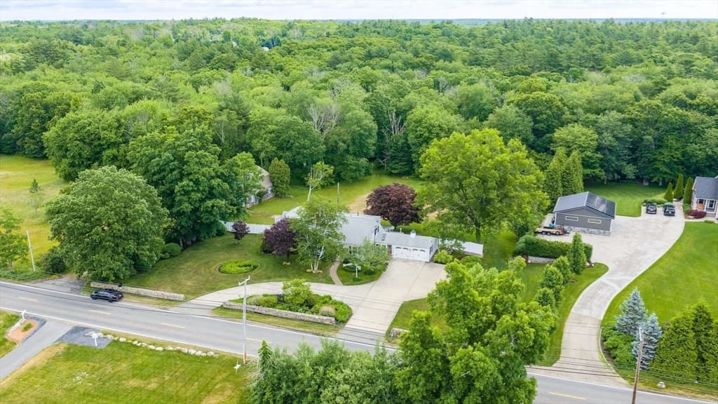 Single Family Residence at 1324 Main Street, Acushnet MA 02743, Acushnet, photo 4 of 38