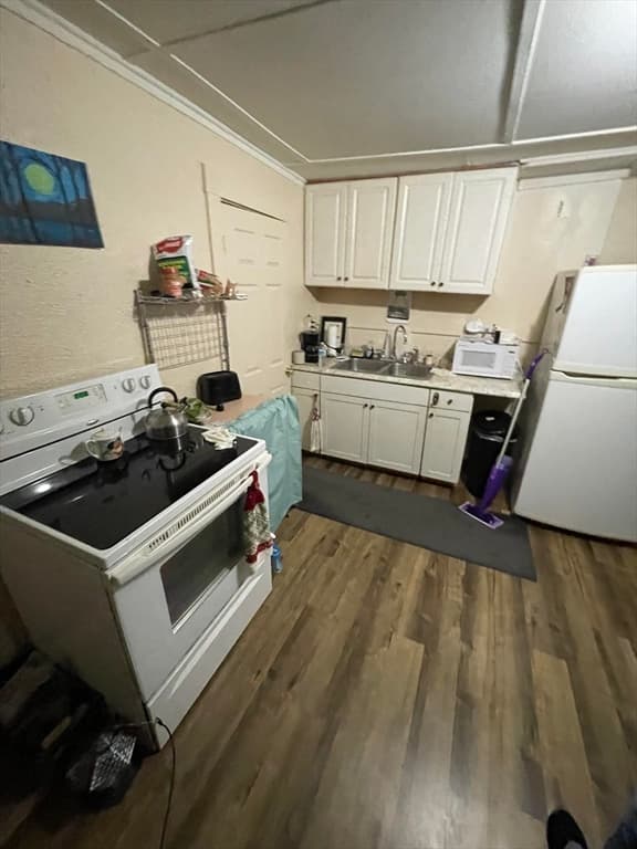 5-9 Family at 19 Vigeant St, Ware MA 01082, Ware, photo 7 of 35