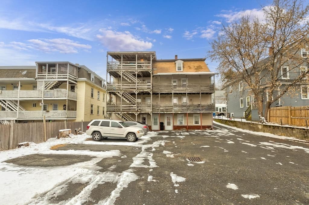 5-9 Family at 19 Vigeant St, Ware MA 01082, Ware, photo 4 of 35