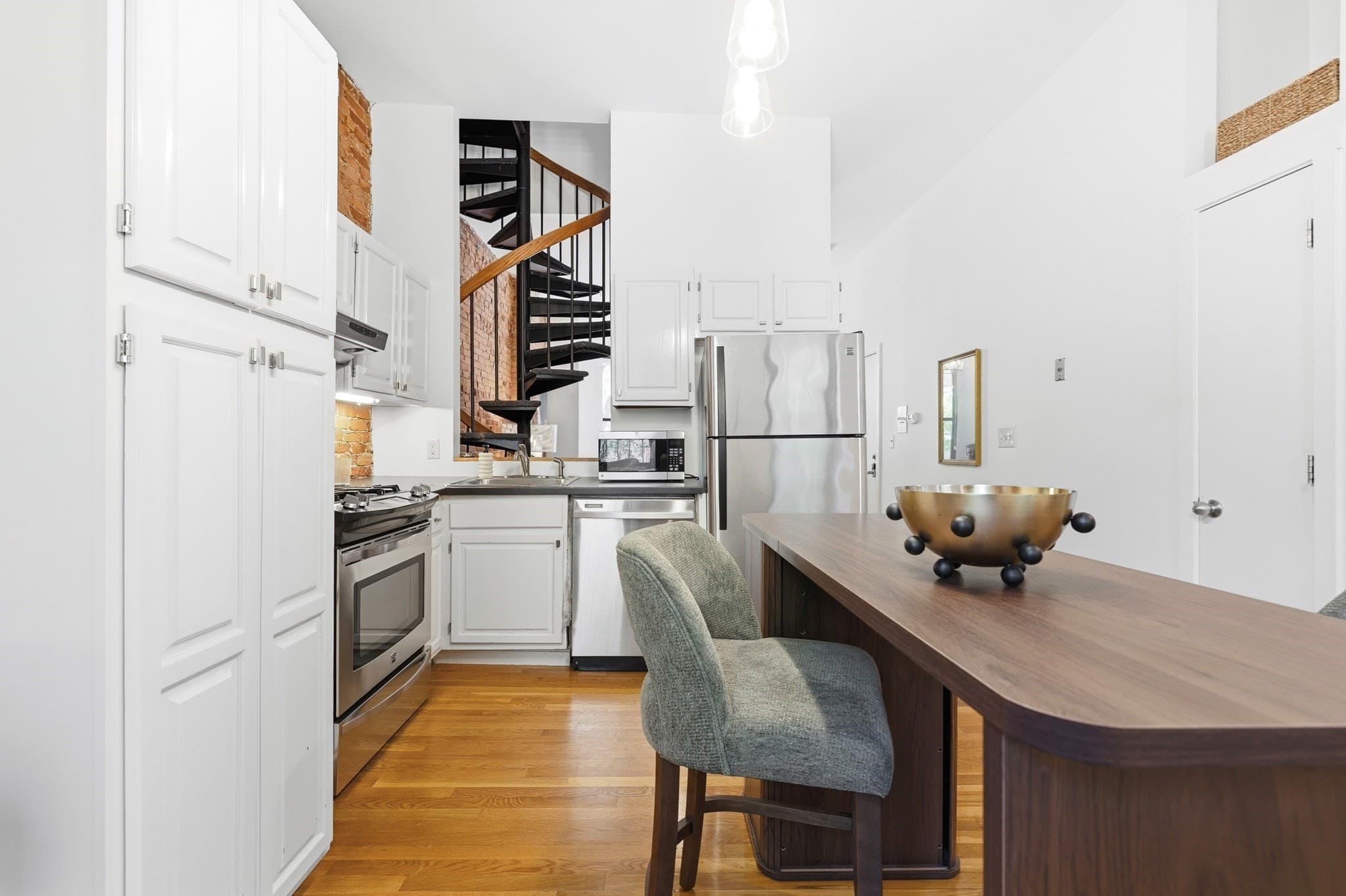 Stock Cooperative at 370 Columbus # 2, Boston MA 02116, photo 13 of 16