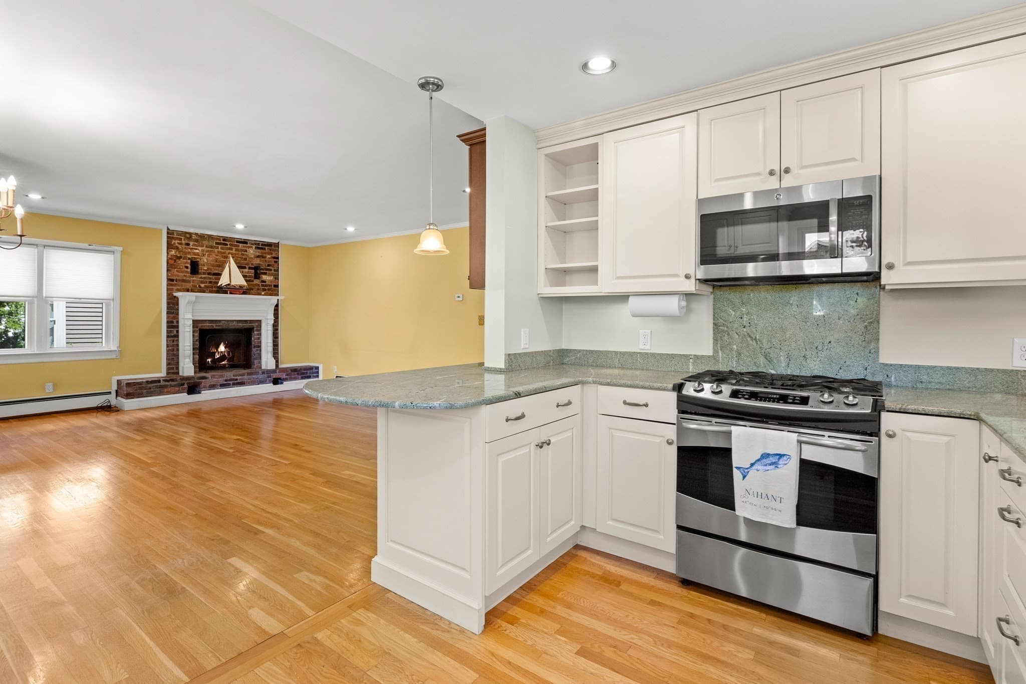 Single Family Residence at 174 Willow Rd, Nahant MA 01908, Nahant, photo 12 of 40