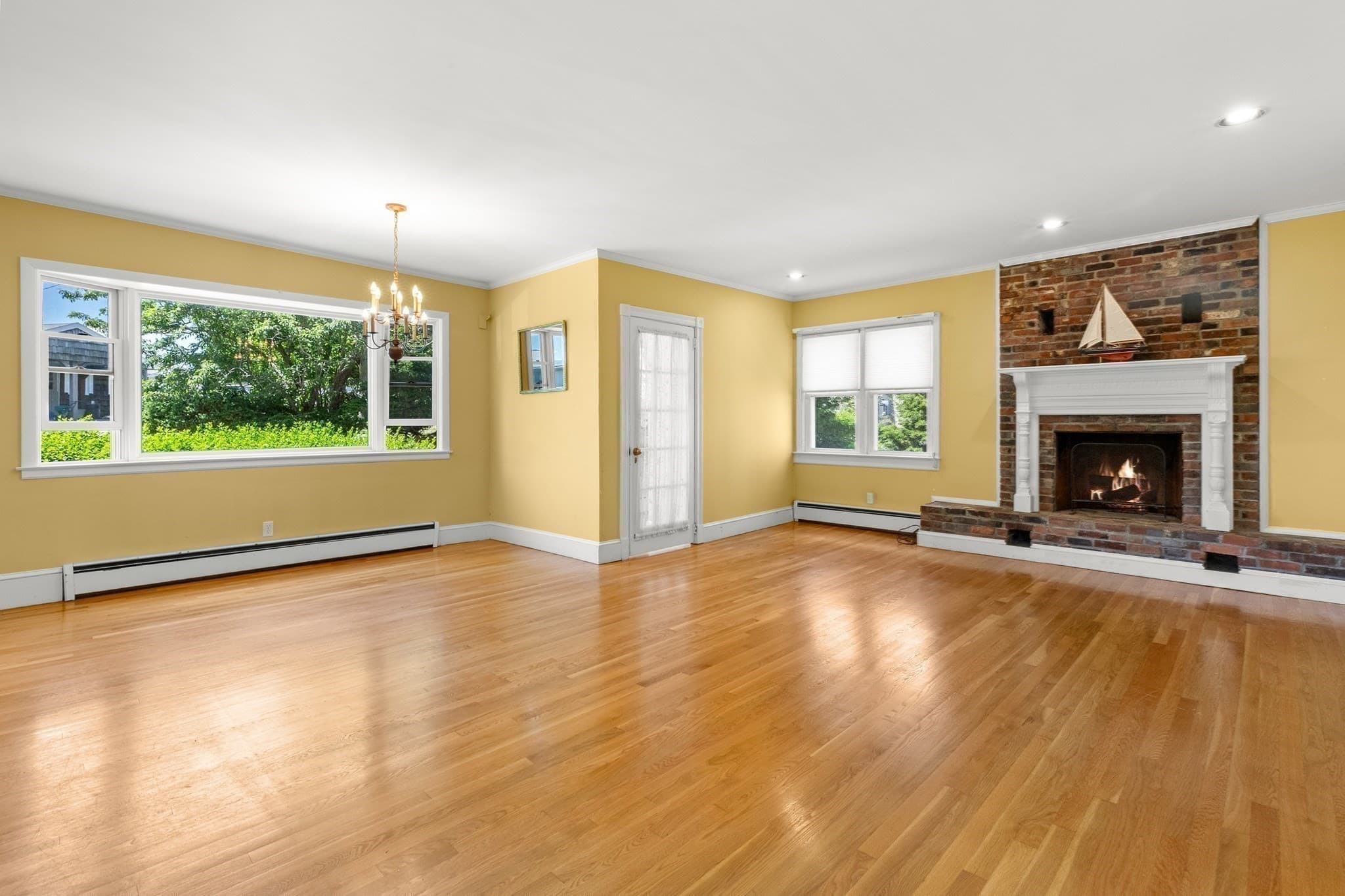 Single Family Residence at 174 Willow Rd, Nahant MA 01908, Nahant, photo 10 of 40