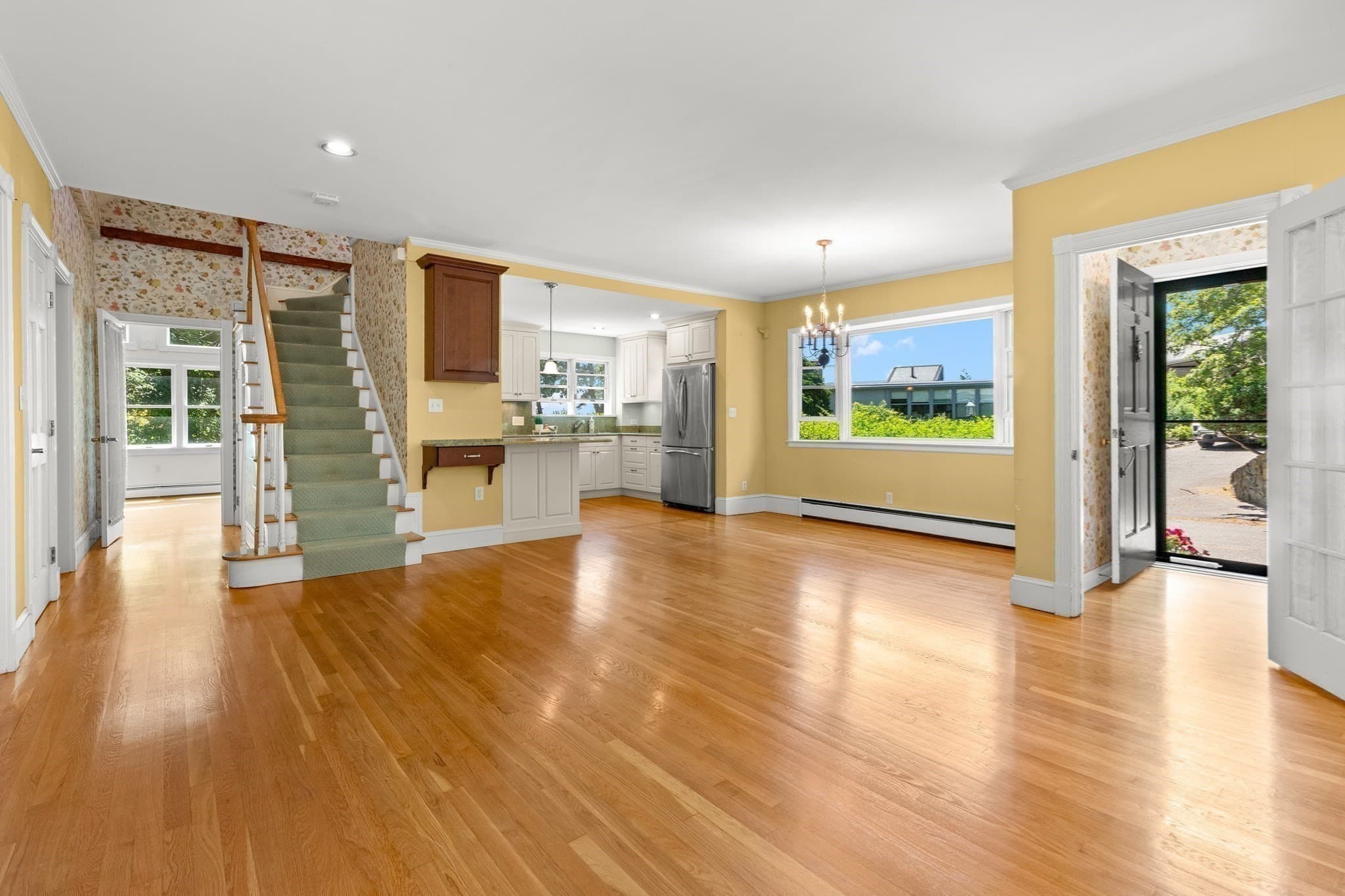 Single Family Residence at 174 Willow Rd, Nahant MA 01908, Nahant, photo 8 of 40