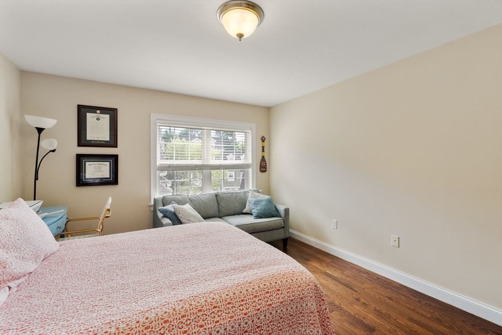 Condominium at 580 Quarry Street # 4, Quincy MA 02169, photo 23 of 39