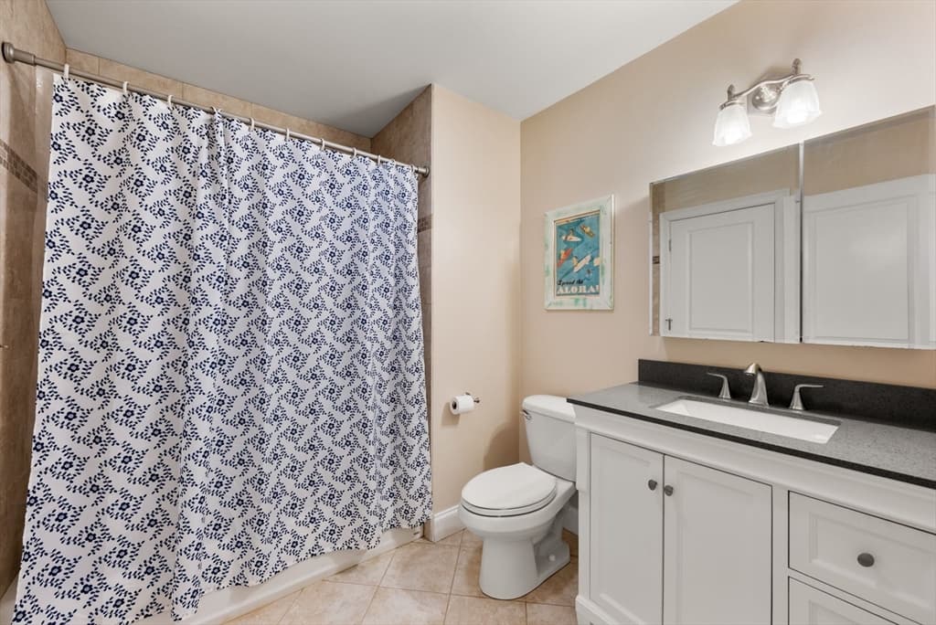 Condominium at 580 Quarry Street # 4, Quincy MA 02169, photo 24 of 39