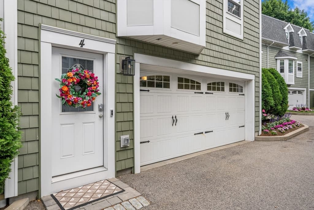 Condominium at 580 Quarry Street # 4, Quincy MA 02169, photo 33 of 39
