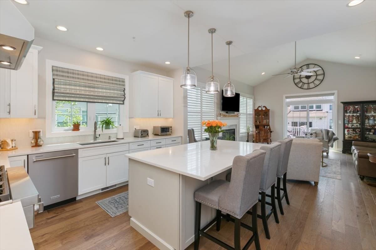 Condominium at 11 Hummingbird Way # 11, Methuen MA 01844, Methuen, photo 13 of 34