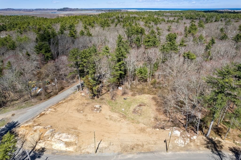 15 Andrews Court, Gloucester MA 01930 photo 6