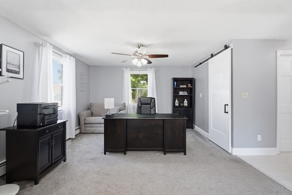 Single Family Residence at 137 Maplewood Rd, Lynn MA 01904, photo 13 of 39
