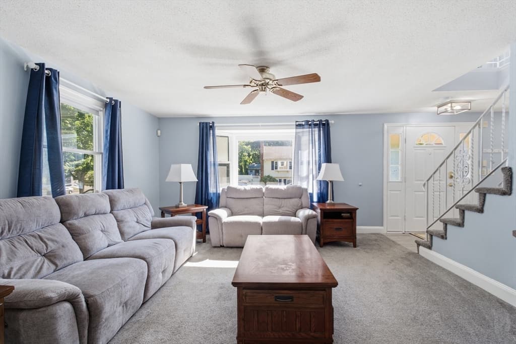 Single Family Residence at 137 Maplewood Rd, Lynn MA 01904, photo 3 of 39