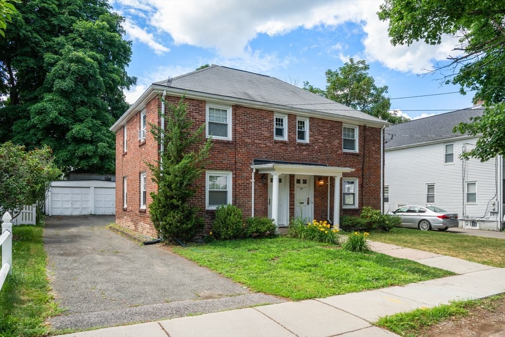55-57 York Ave, Watertown MA 02472