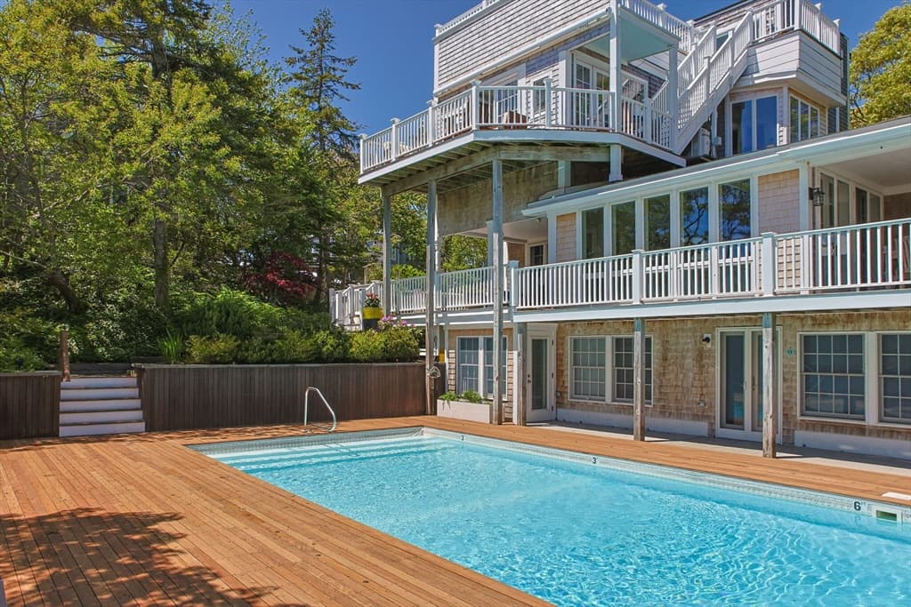 208 Bradford Street Unit E11, Provincetown MA 02657