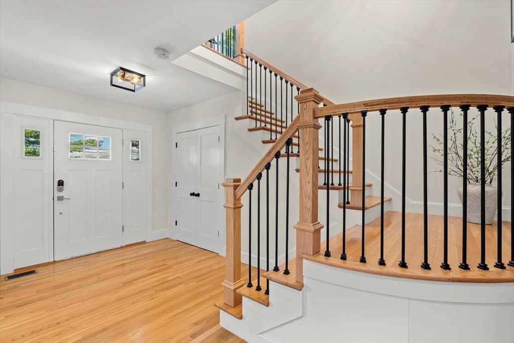 Single Family Residence at 78 Hutchinson Rd, Arlington MA 02474, Arlington, photo 6 of 42