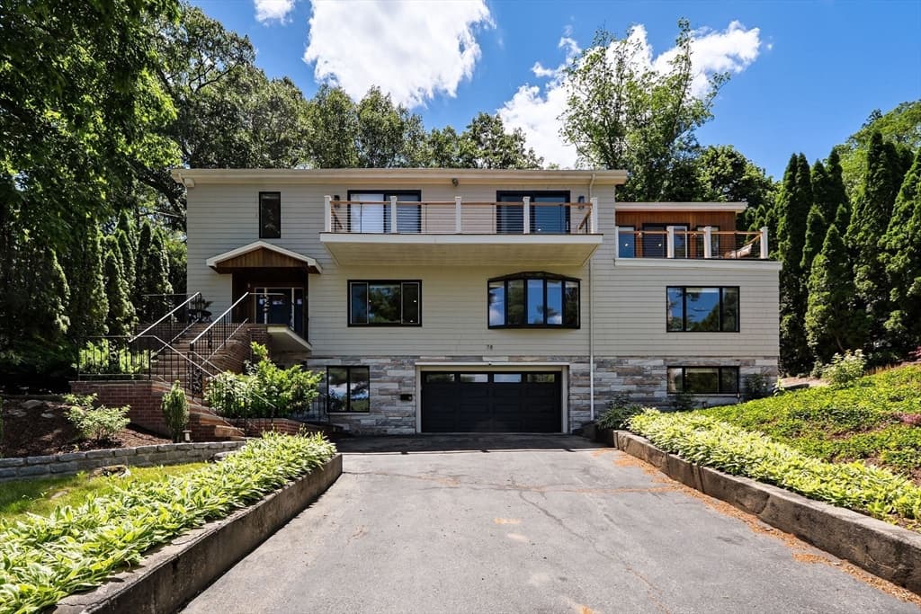 78 Hutchinson Rd, Arlington MA 02474