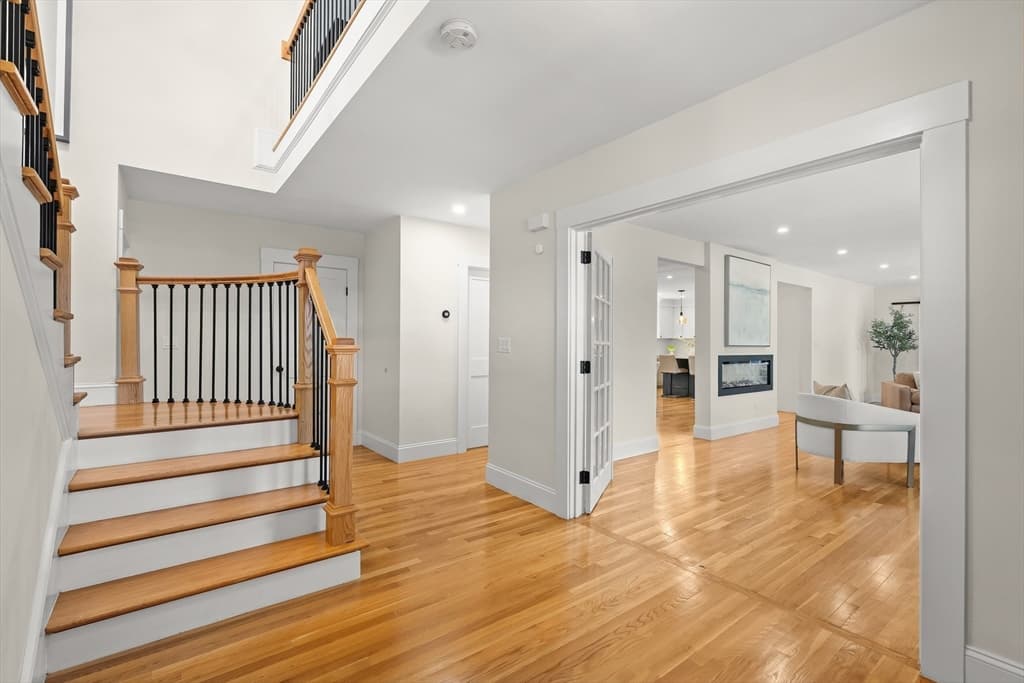 Single Family Residence at 78 Hutchinson Rd, Arlington MA 02474, Arlington, photo 5 of 42