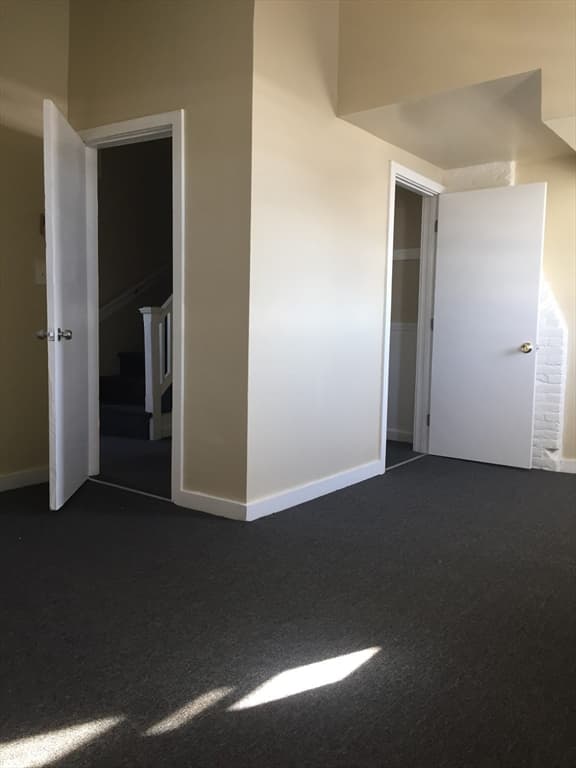 46 Howard St, Lowell MA 01851 photo 11