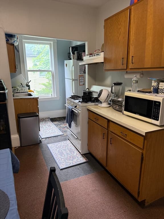 40 Summer St, Medford MA 02155 photo 3