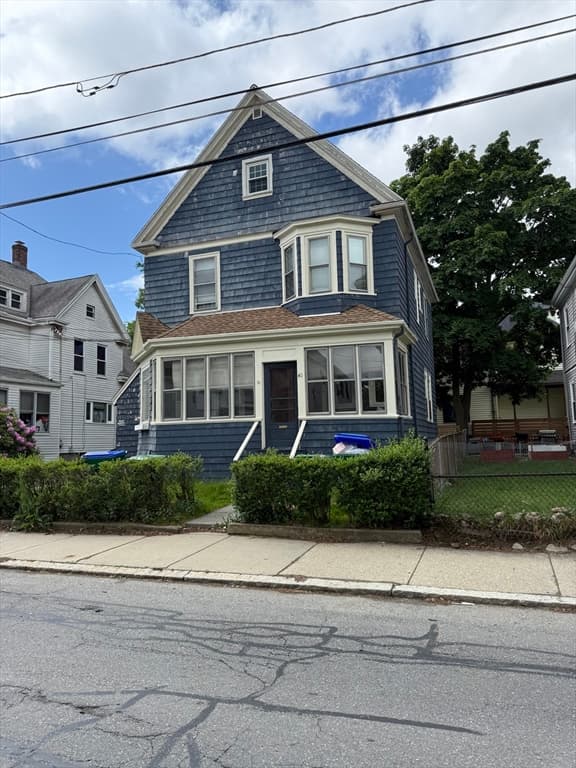 40 Summer St, Medford MA 02155