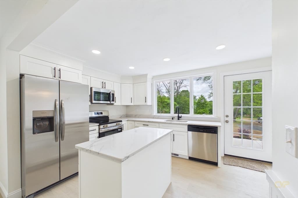 159 County St, Lakeville MA 02347 photo 13