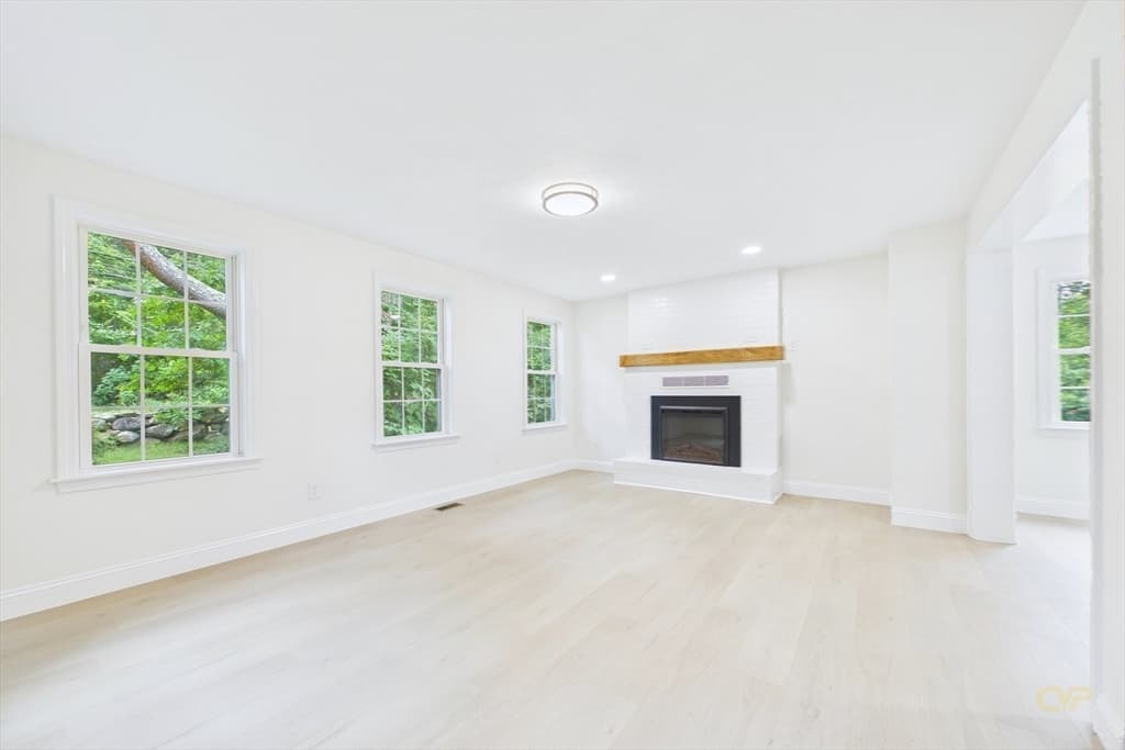 159 County St, Lakeville MA 02347 photo 19