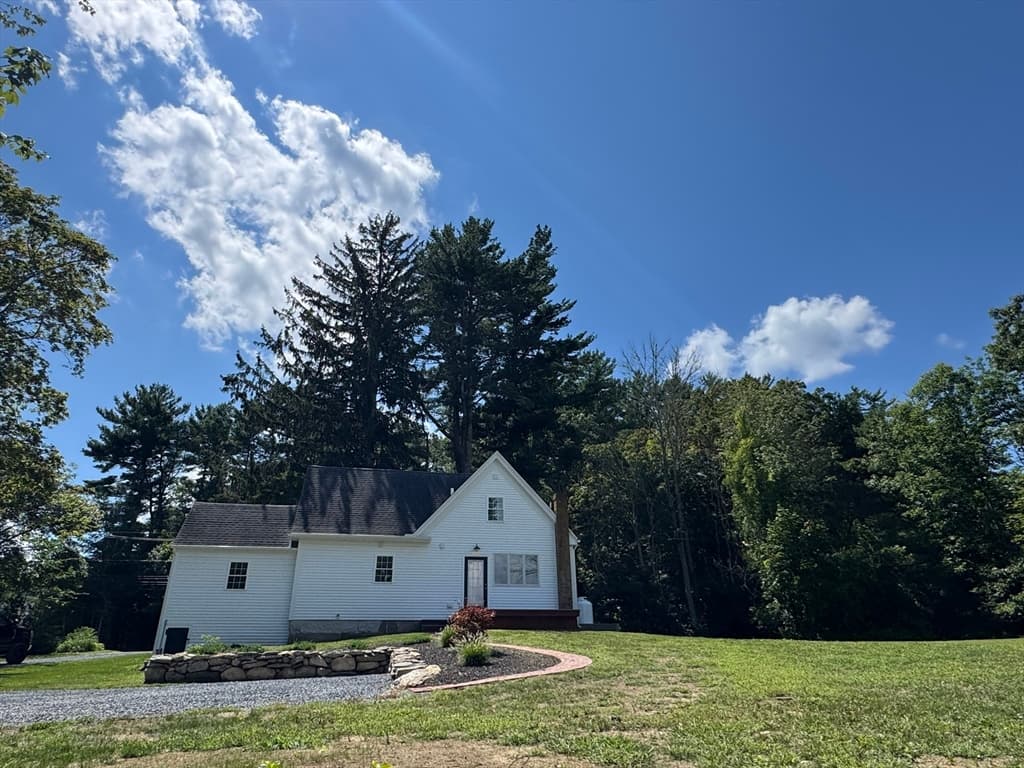 159 County St, Lakeville MA 02347 photo 4