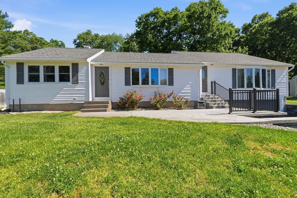 9 Pine Dr, Wilbraham MA 01095 photo 3