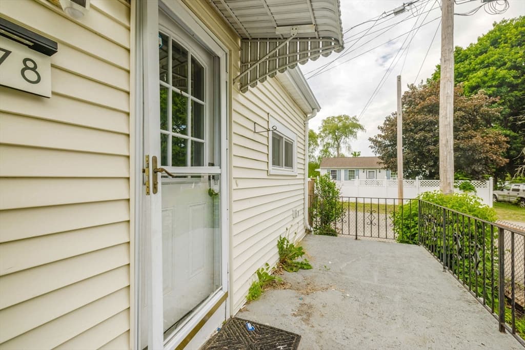 2078 Palmer St, Dighton MA 02715 photo 3
