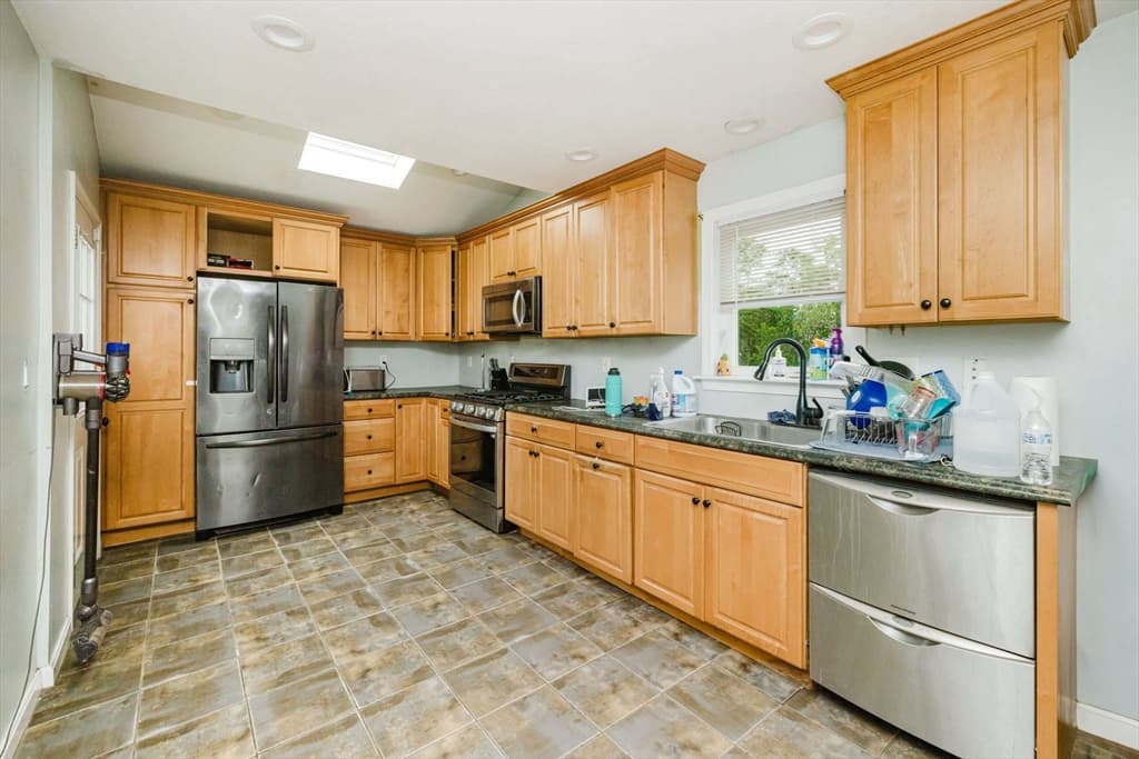 2078 Palmer St, Dighton MA 02715 photo 24