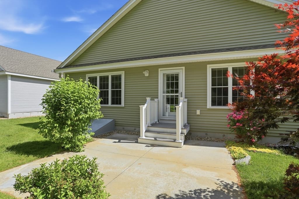 6 Bluebird Way # 6, Littleton MA 01460 photo 5