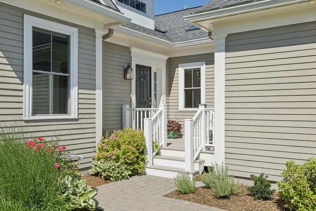 Condominium at 14 Lydias Way # 14, Northborough MA 01532, photo 3 of 42